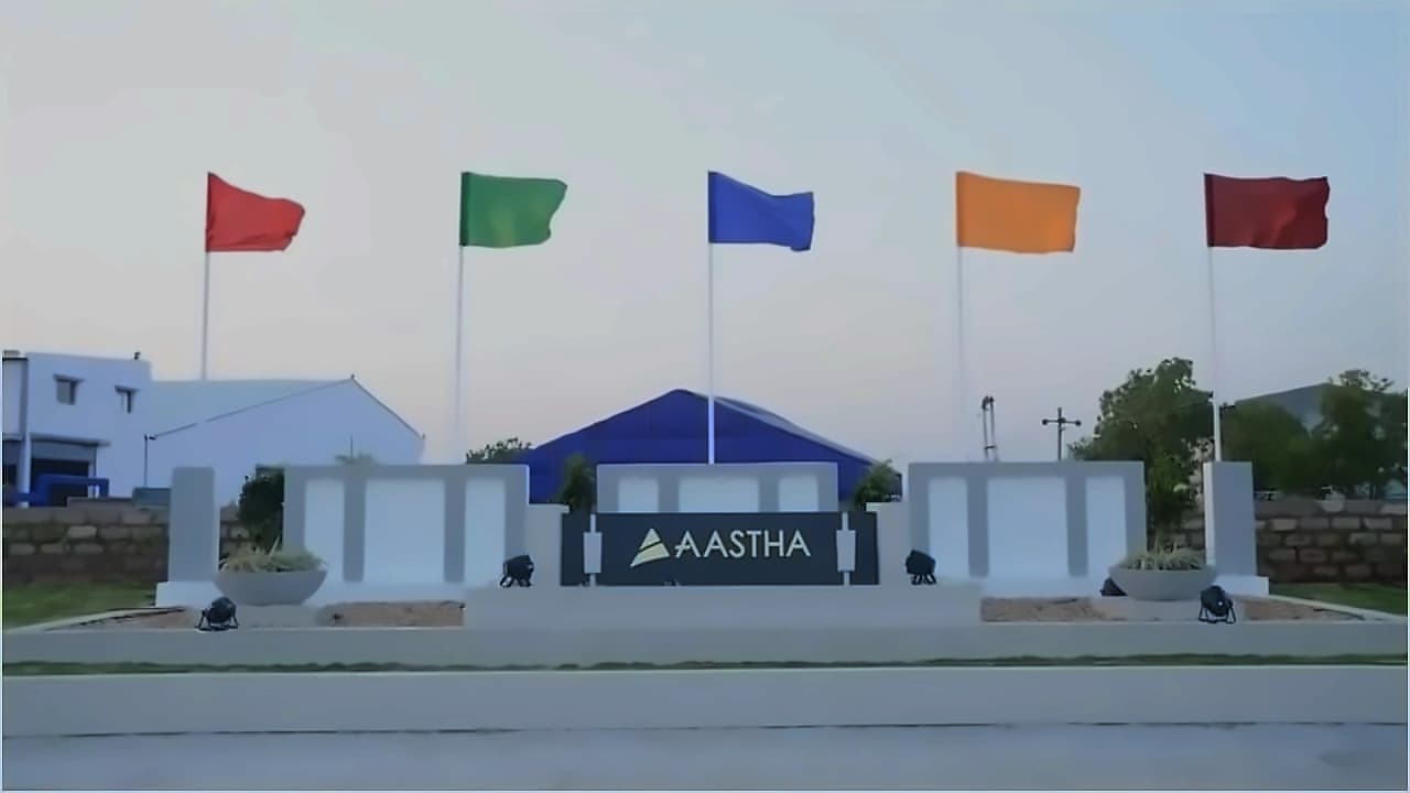 Aastha Spintex hits 5% upper circuit on Falcon Yarns acquisition