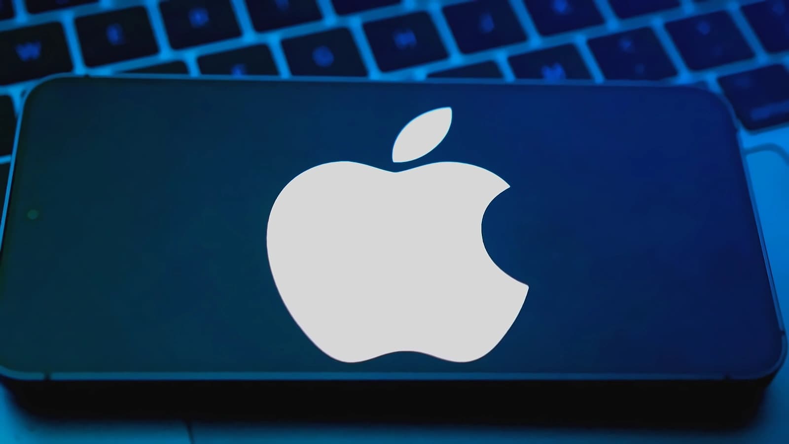 Apple faces £2bn UK lawsuit over 'unfair' app tracking rules