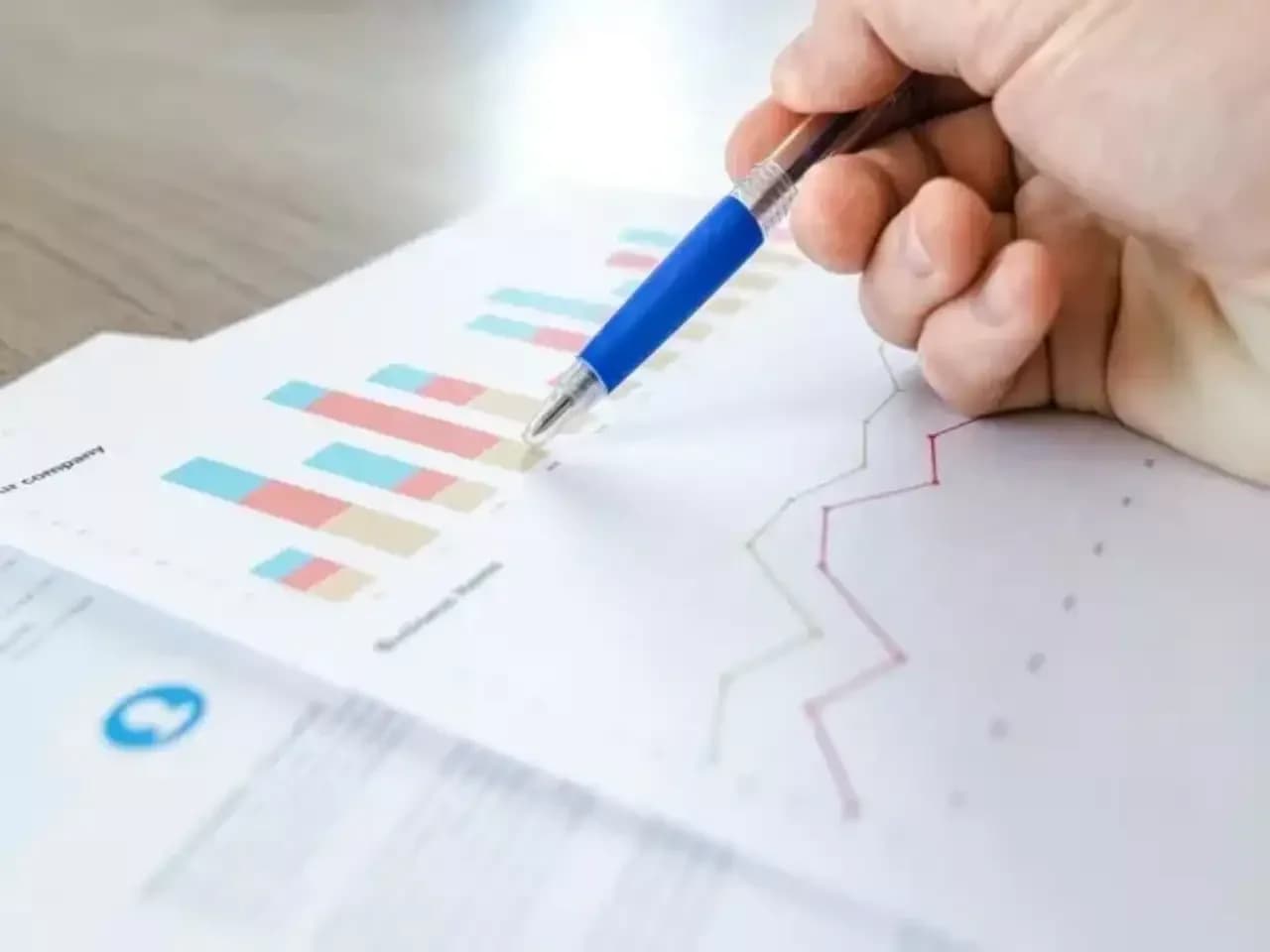 ARC bad loan purchases surge 56% to ₹26,304 crore in Q1