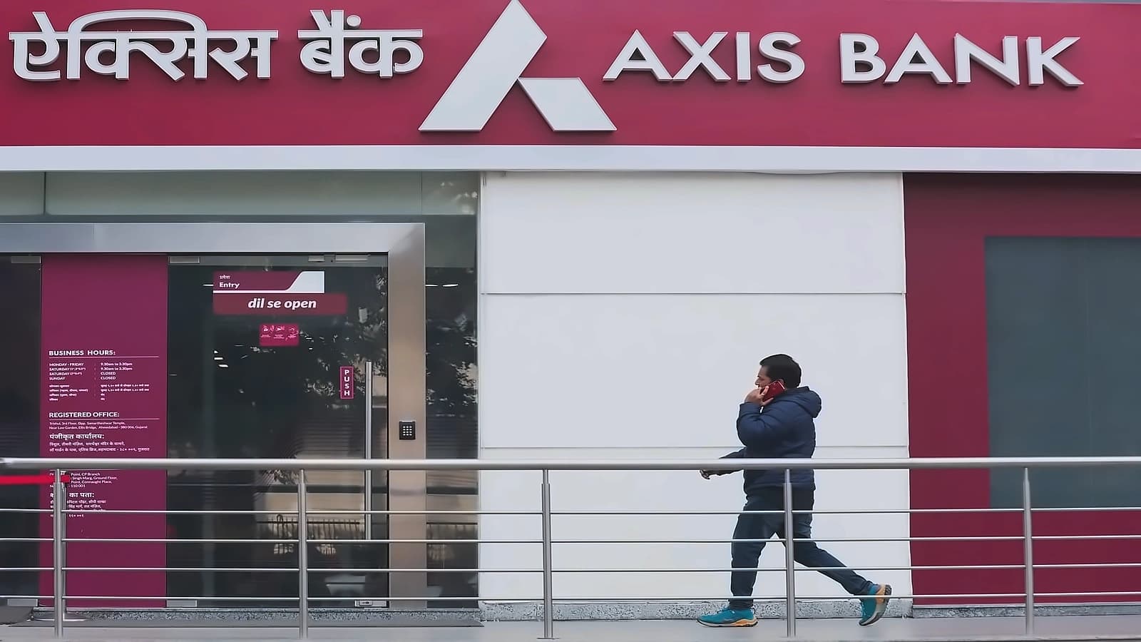 HDFC Bank names Puneet Sharma CFO, starting December 1
