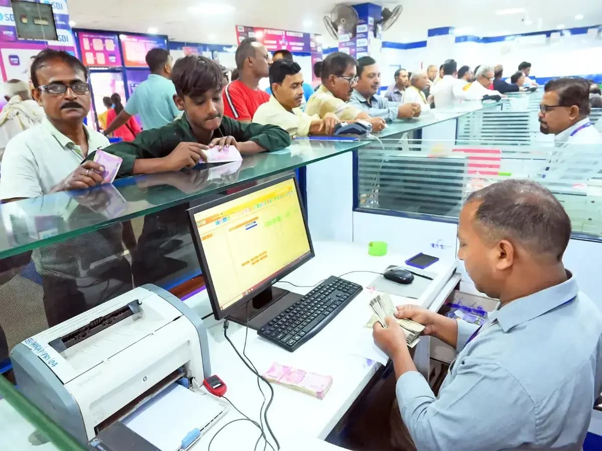 BFSI sector safe from systemic risks: Deepak Parekh