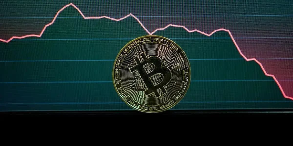 Bitcoin Hits 5-Week Low as $150B Treasury Operation Looms
