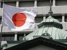BOJ Holds Rates at 0.75% as Yen Stays Steady Ahead of Major Central Bank Week