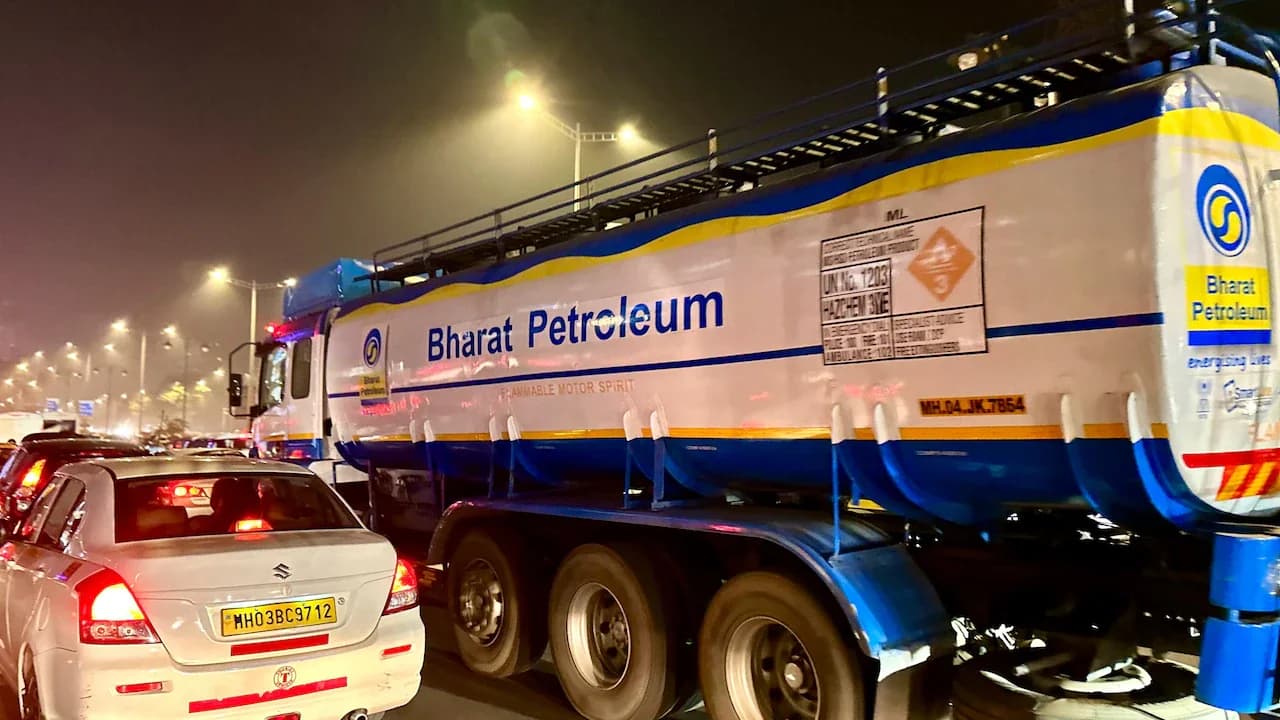 BPCL Approves ₹5,000 Cr NCD Fundraise Amid Q1 Loss