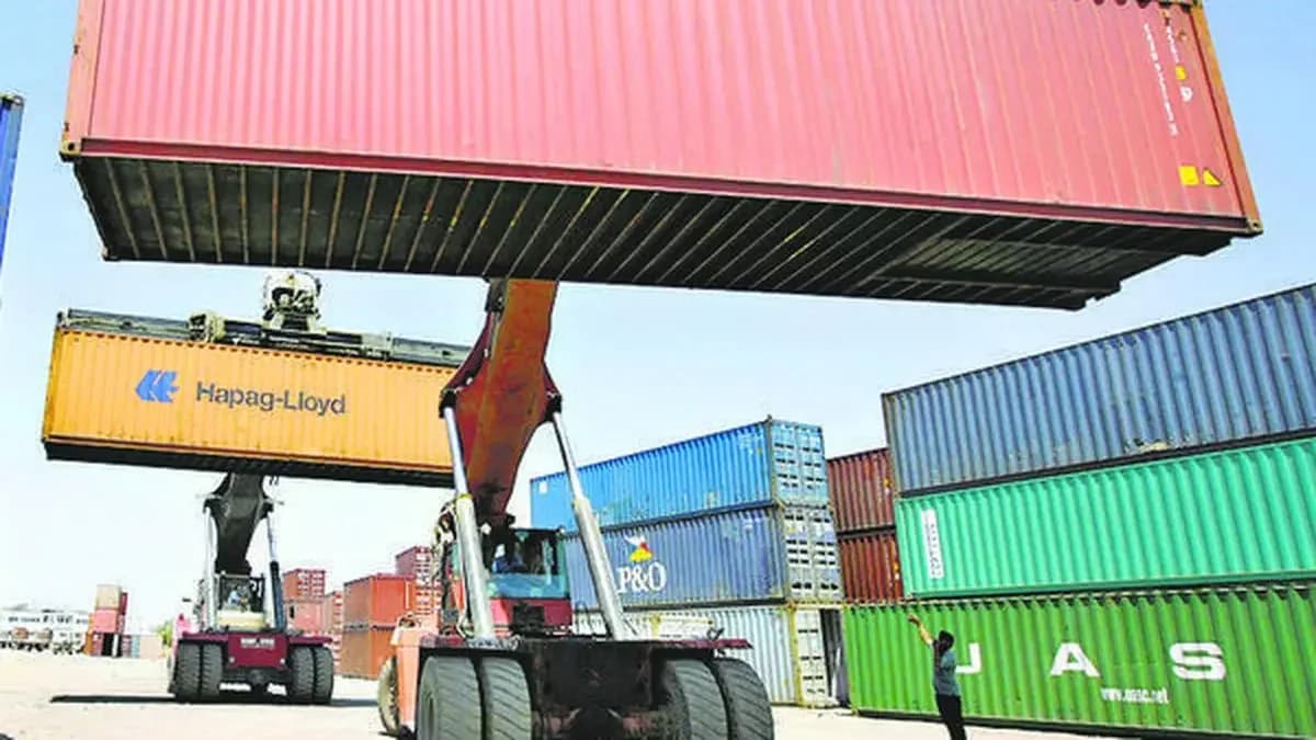 Central Bank of India Prioritizes Exporter Support Amid Global Rate Outlook