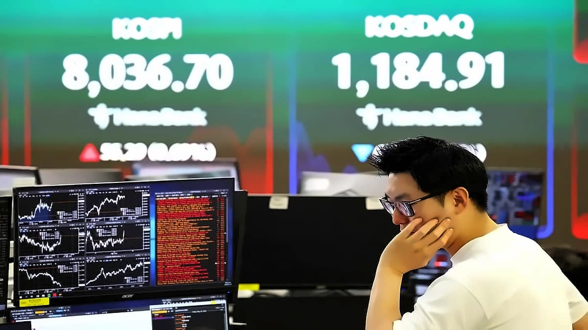 Kospi trading halted 20 minutes after 8% drop as Samsung falls 7.4%