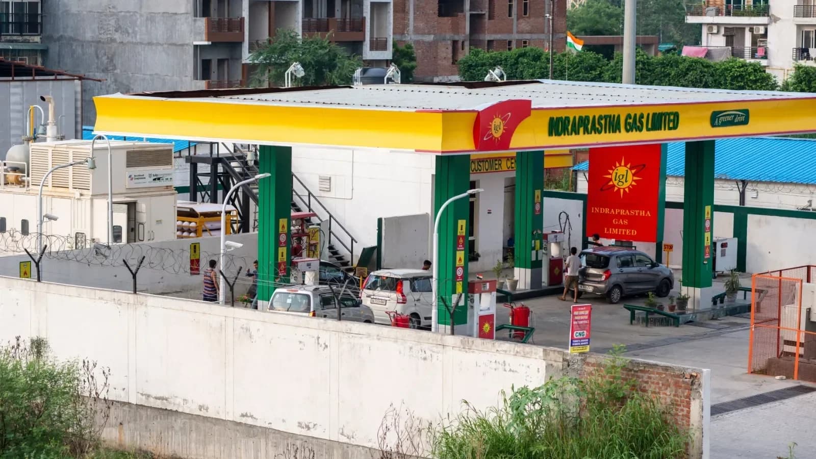 CNG prices rise ₹2/kg in Delhi, fourth hike in 12 days