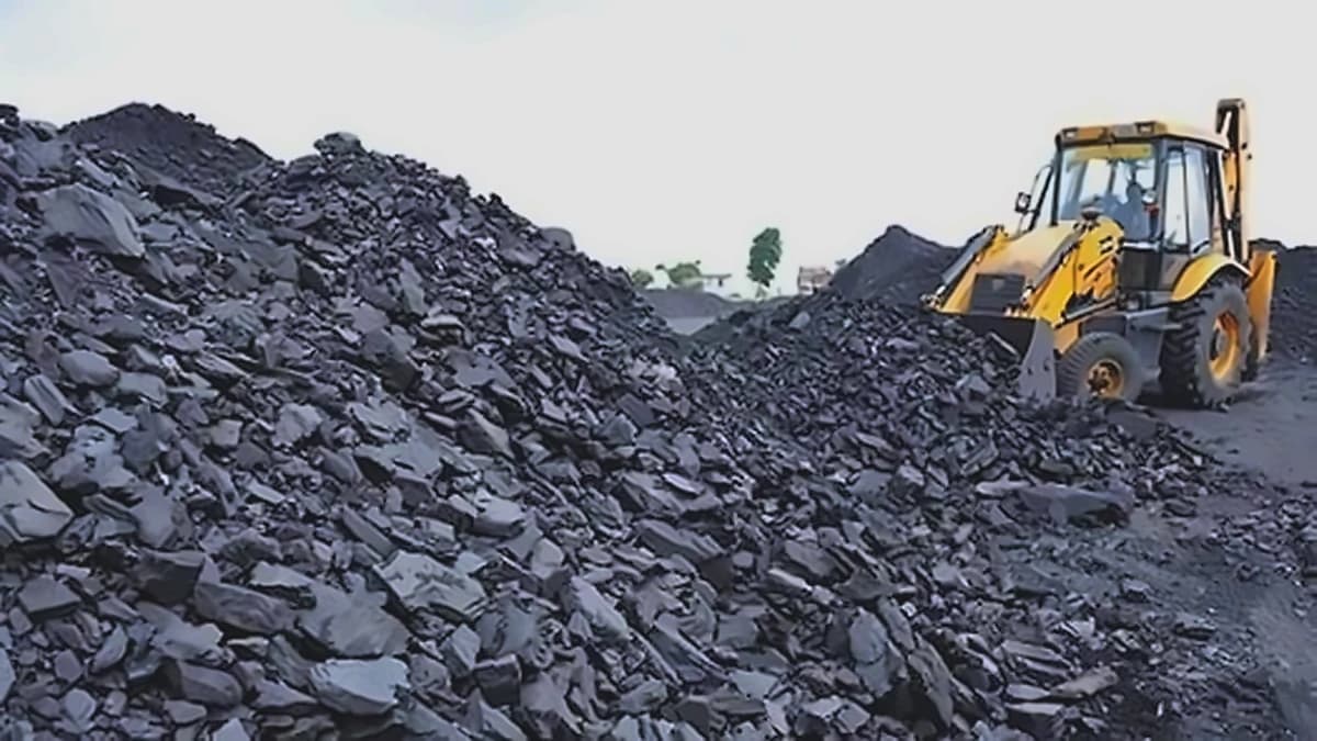 Coal India shares fall 1.34% on 2% OFS at ₹412 floor price