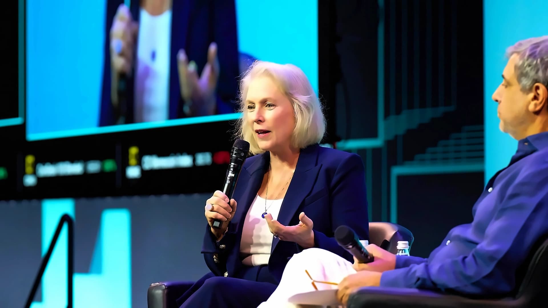 CLARITY Act Compromise Finalized: Coinbase Confirms Deal Reached