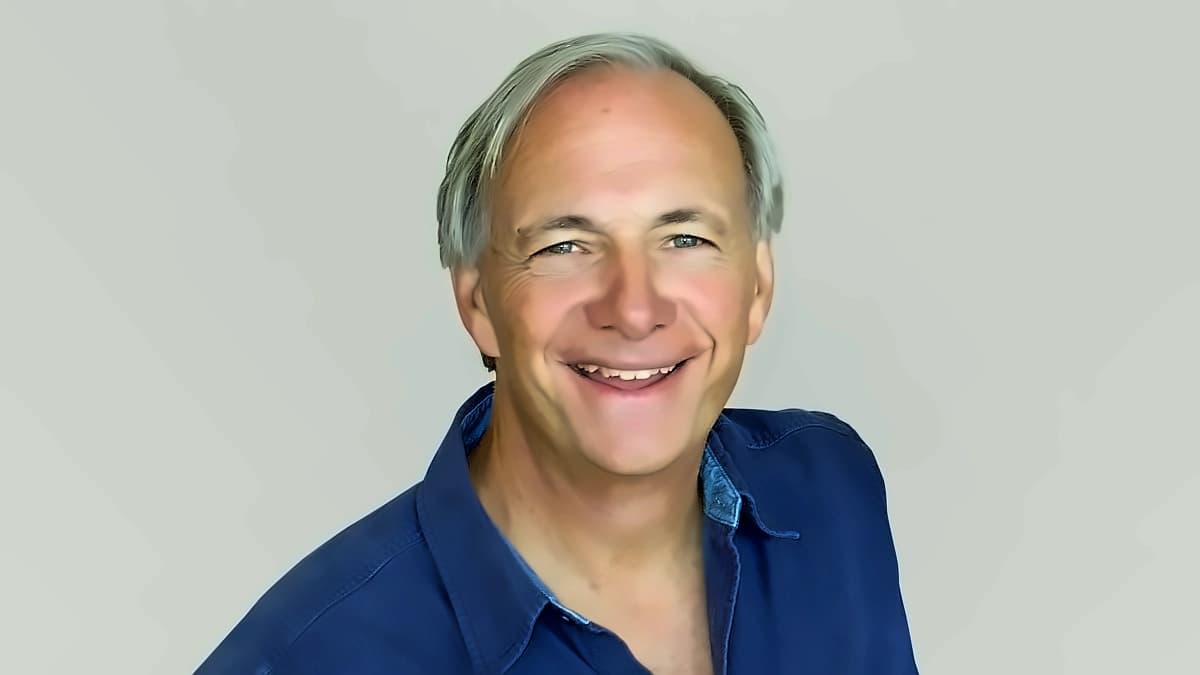 Dalio warns stocks losing cushion as Treasury demand fears persist