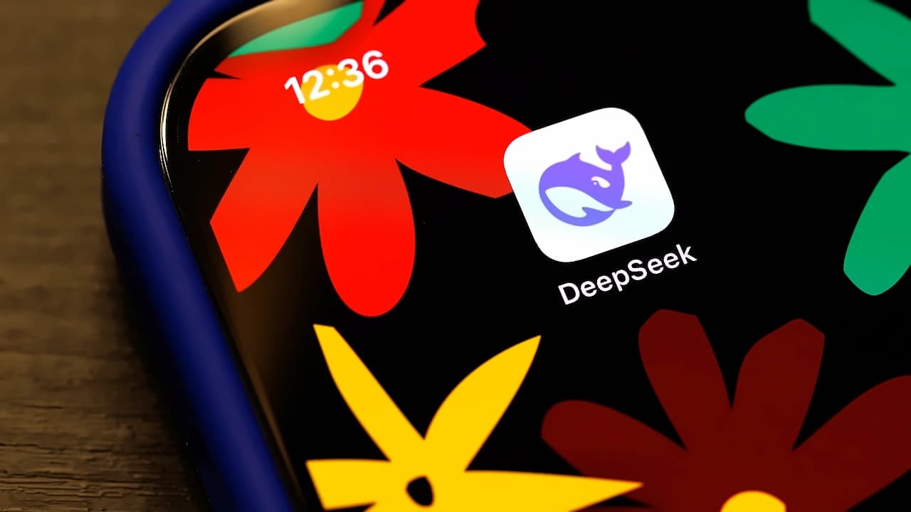 DeepSeek Secures $12B Funding with Tencent-CATL Backing for 2027 IPO