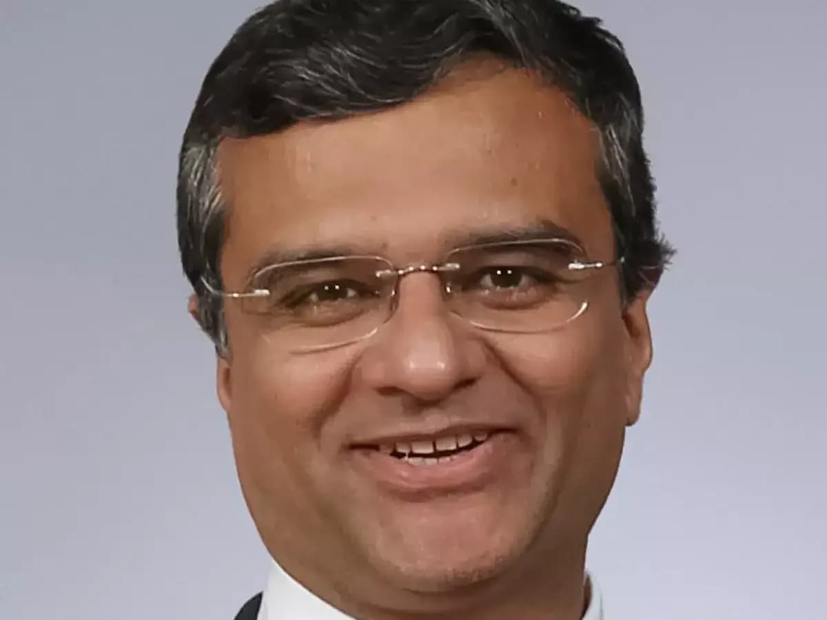 FIIs pull $5B from India in Q1 amid caution, experts see opportunities