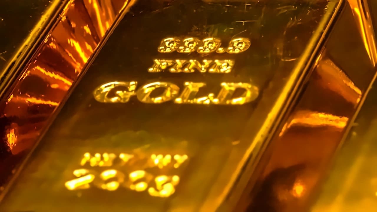 DRI Busts Gold Smuggling Syndicate, Seizes ₹1.10 Crore