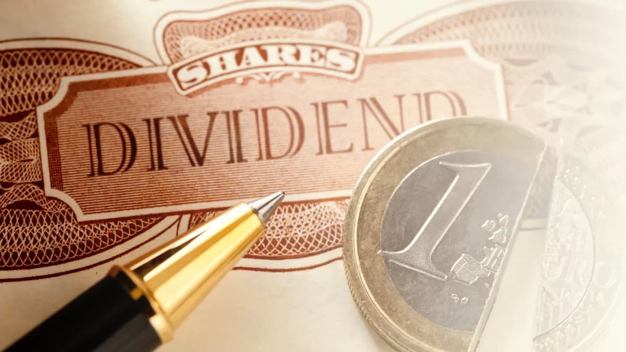 Federal-Mogul Goetze Hits 52-Week High on ₹94 Dividend Declaration