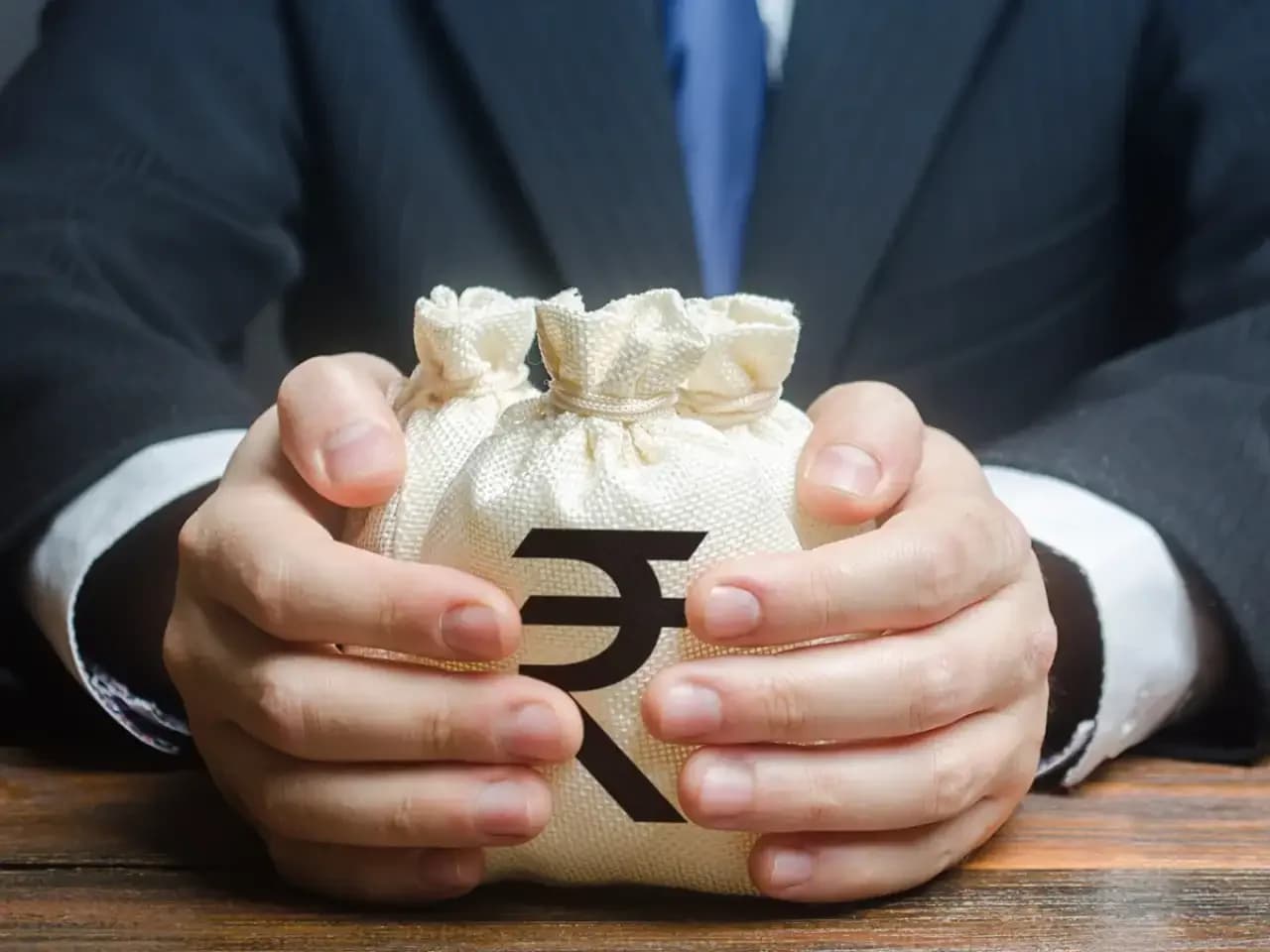 GIFT City Fund Investors Seek Tax Clarity Amid Reporting Confusion