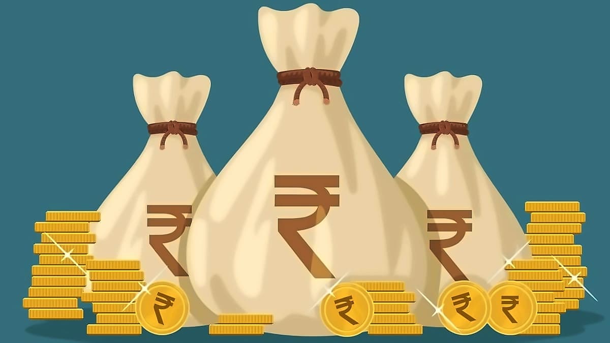 Gold Prices Decline April 10: 22K Rates at ₹1,39,130 Per Gram