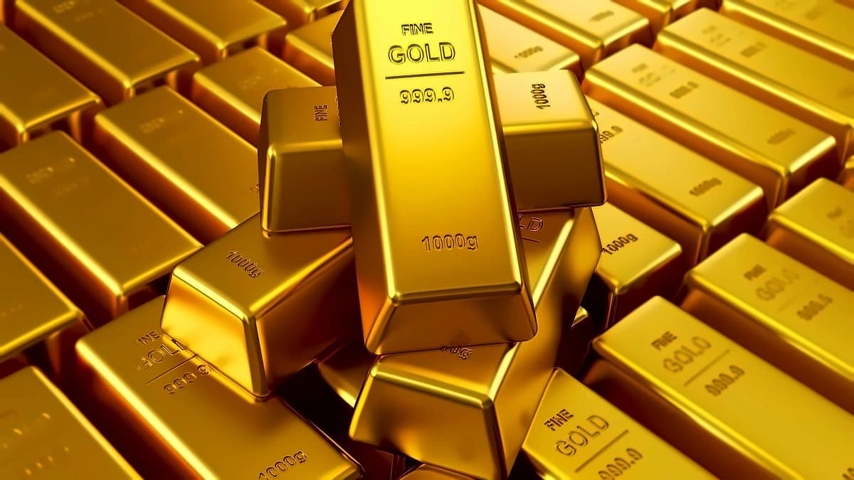 Gold Prices Hold Steady Across India: 22K at ₹13,595/gram