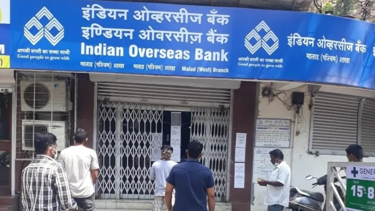 Govt Plans OFS in IOB, Punjab & Sind Bank Next