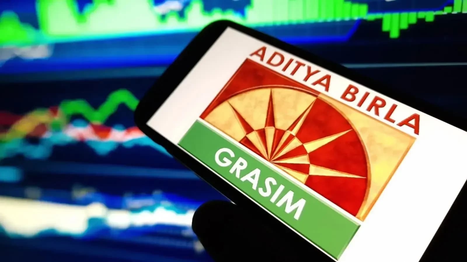 Grasim Industries Q1 FY27 results on Aug 12 amid strong sector performance