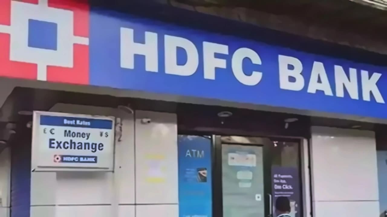 HDFC Bank hikes MCLR by 10 bps, stops government fund sourcing