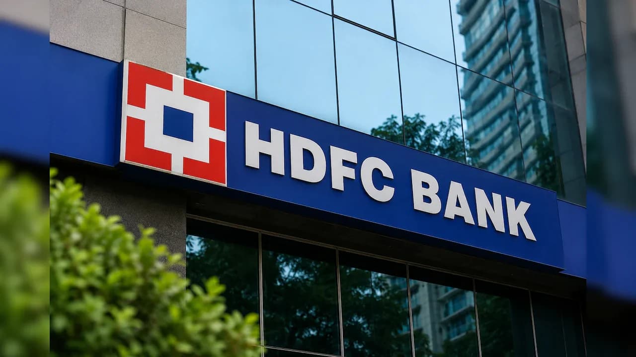 HDFC Bank Q2 FY27: 14L Credit Cards, ₹19.5B Profit, Margin Pressure