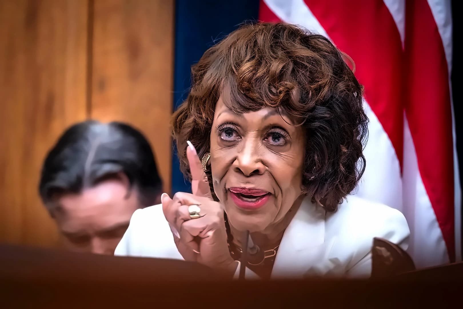 House Democrats Oppose Crypto 401(k) Rule as Social Security Reform Gains Momentum