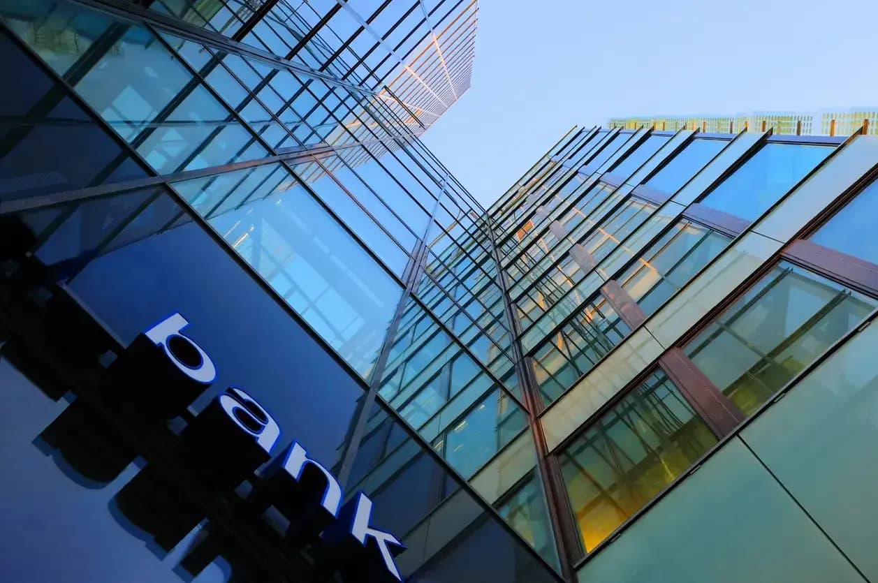 Indian banks show improved asset quality despite margin pressure: S&P