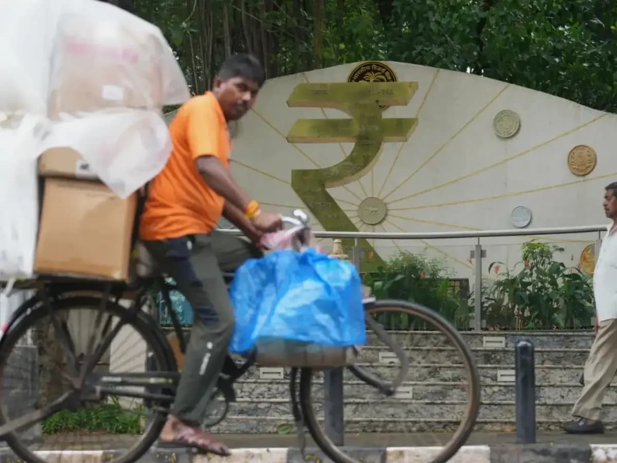 India's external debt rises to $778.2bn in Q1 FY27