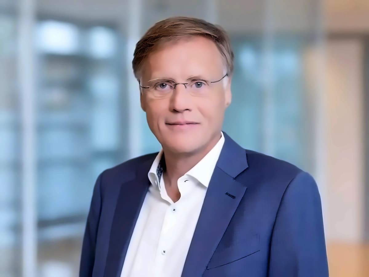 Infineon sells NOR FLASH business to Winbond for $1.12 billion