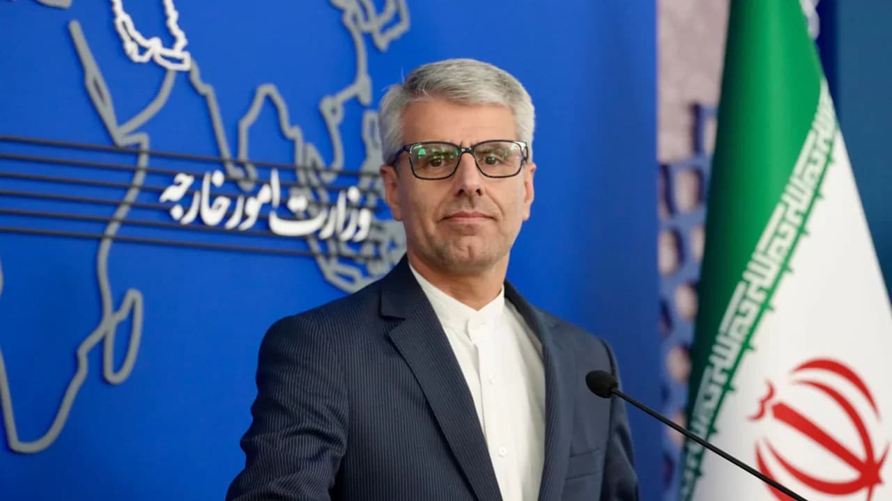 Iran Waives Hormuz Toll Fees for 60 Days as US Ends Naval Blockade