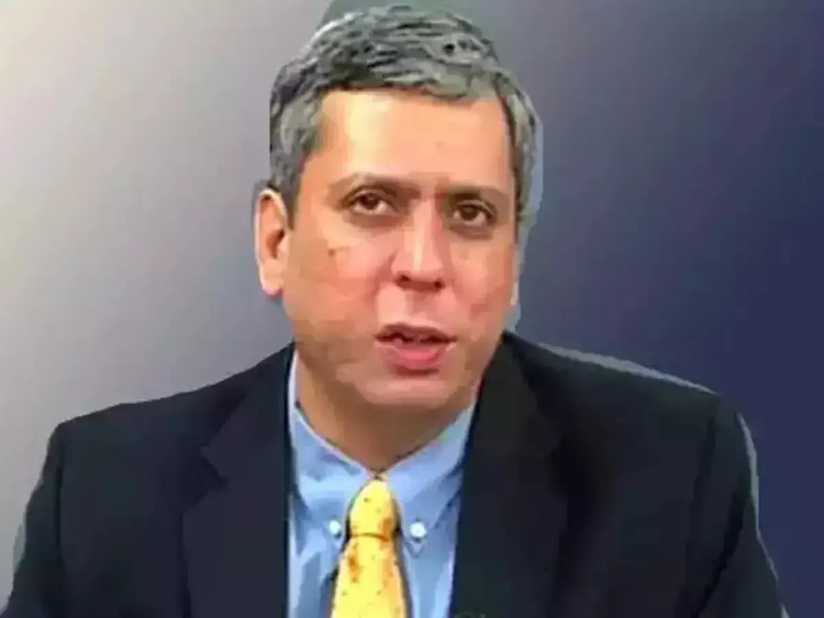 IT expert advises selectivity, pharma focus for 2026
