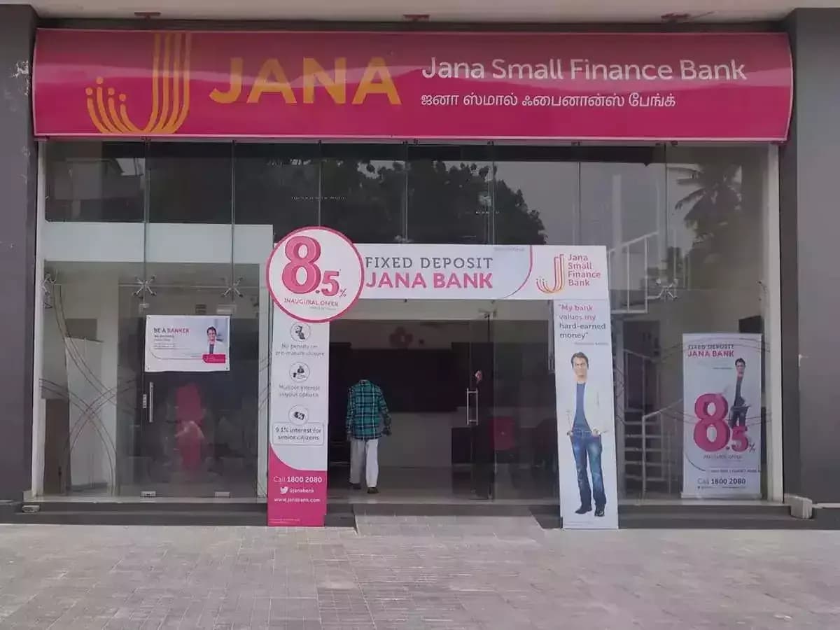 Jana Bank raises ₹728 cr from TVS, Lohia for universal banking