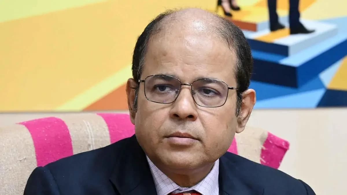 LIC Mutual Fund plans ₹500 cr SIF launch by October