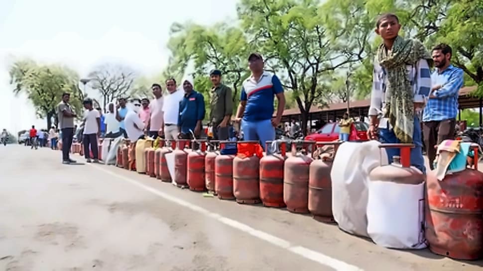 LPG Supply Hits 1.72 Cr Against 1.66 Cr Bookings: Govt