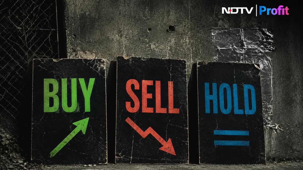Market Experts' Stock Recommendations: SBI, Wipro, NMDC