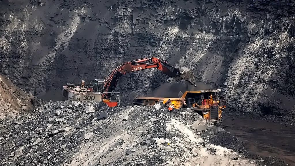 MCX Plans ₹200 Cr Investment for Coal, Mineral Exchanges