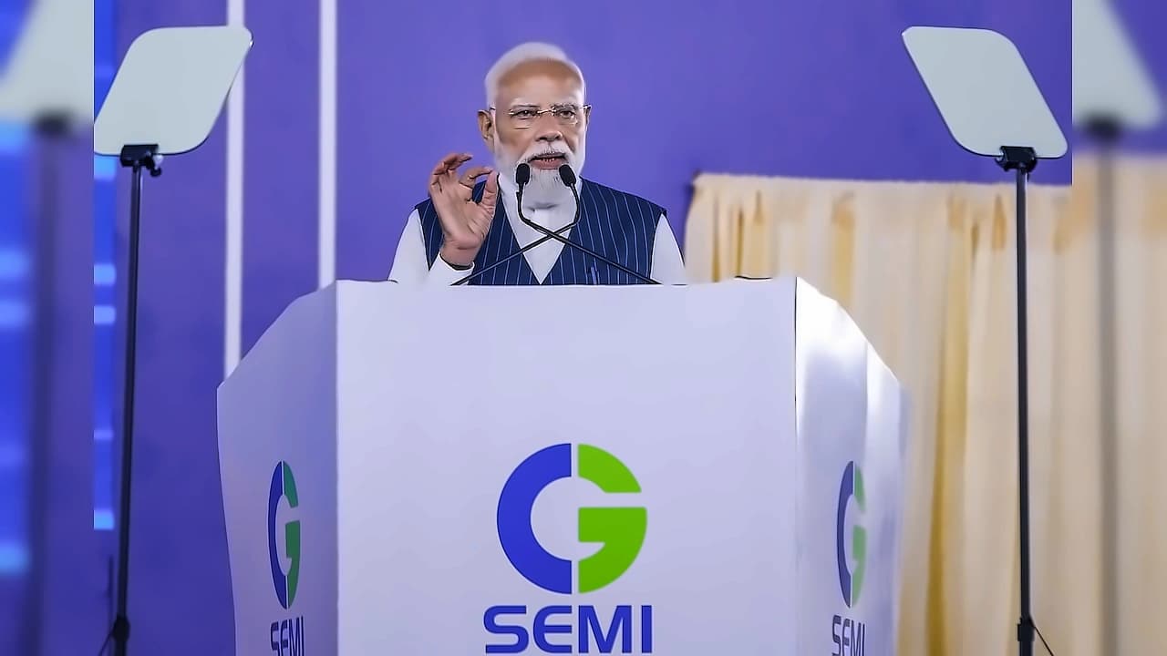 Modi Inaugurates ₹1.06L Cr Projects in Rajasthan