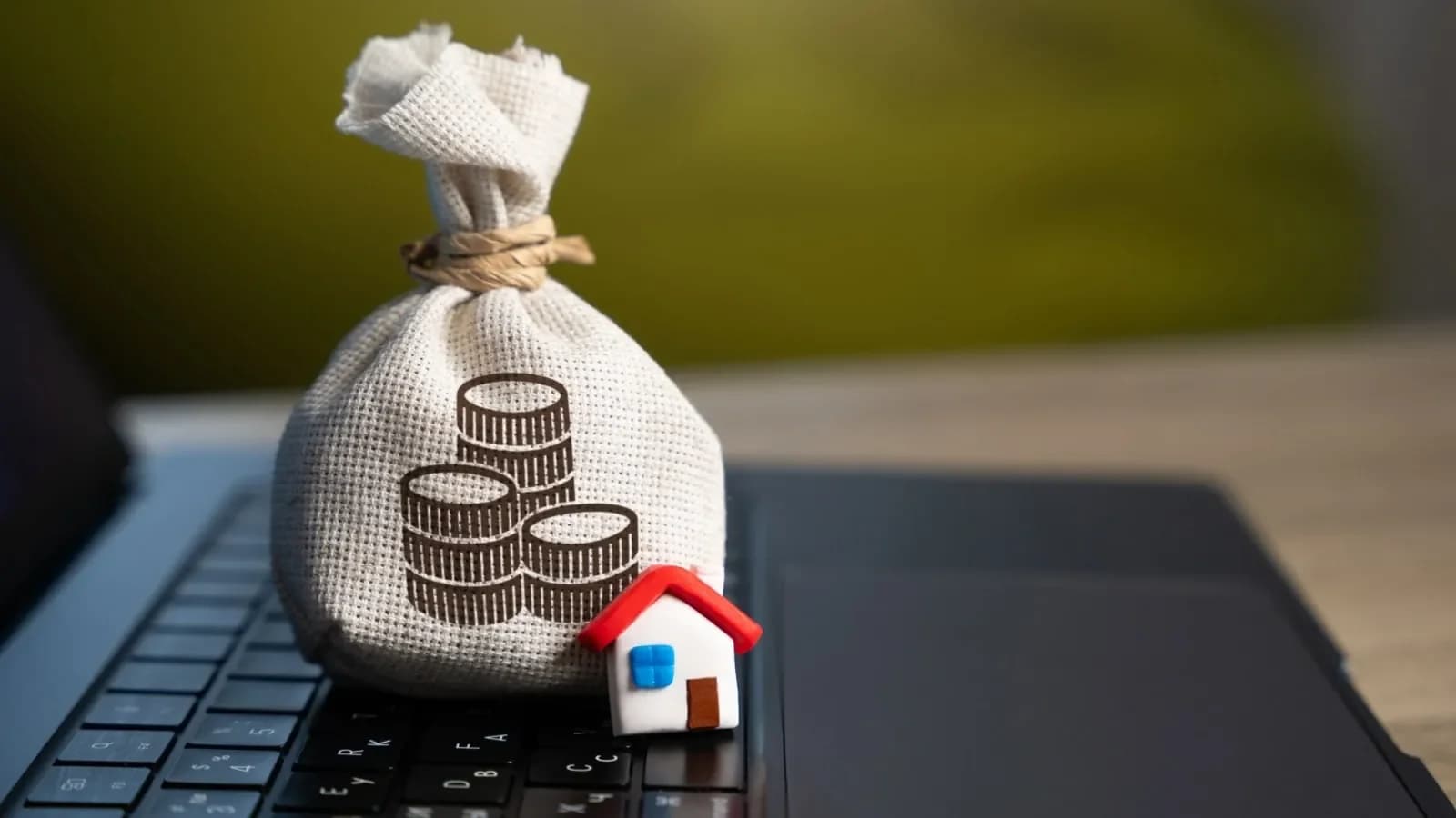 NCDRC grants 6% interest for delayed flat possession