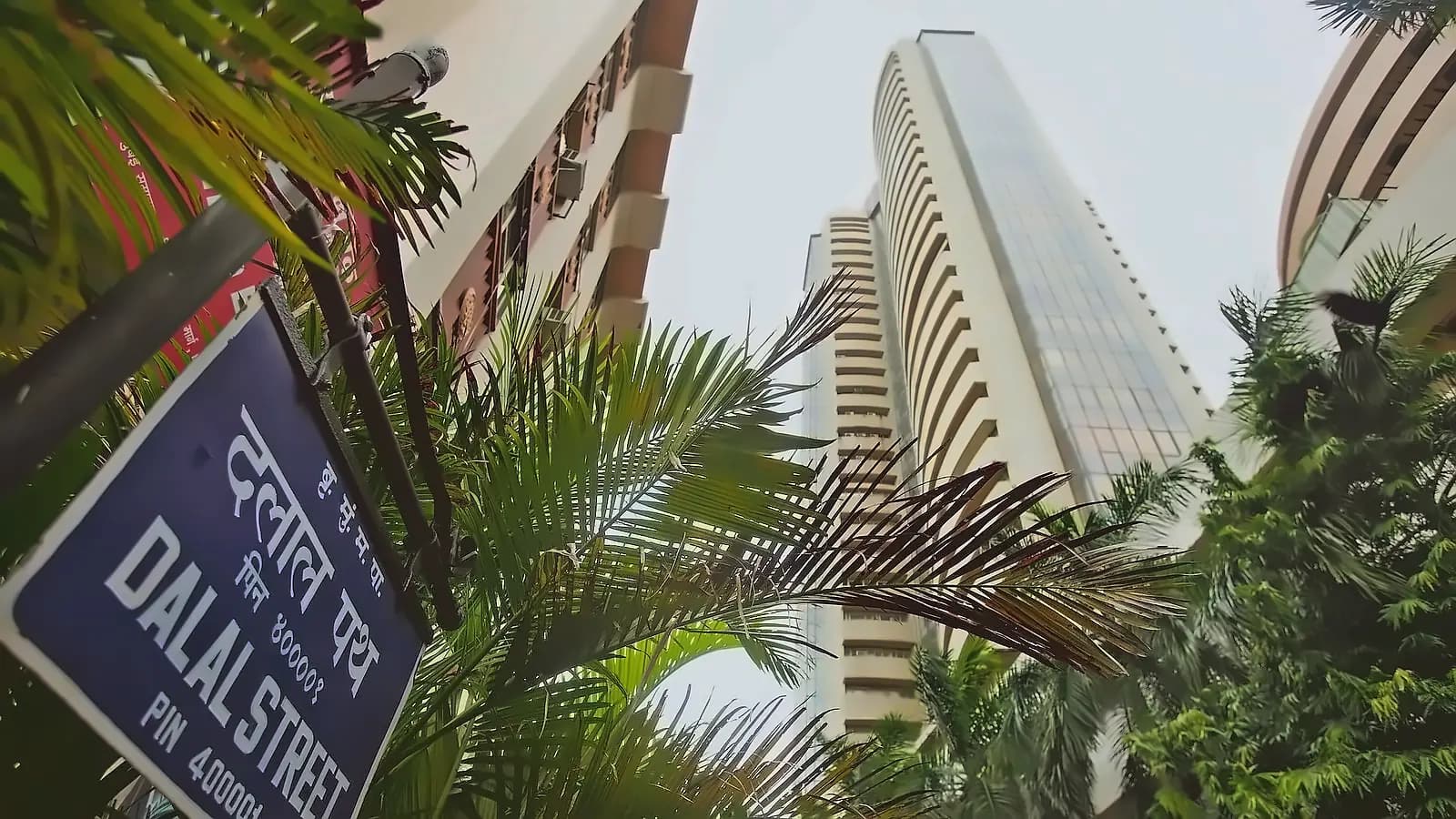 Sensex rises 274 points, Nifty 50 gains 67 points in second session