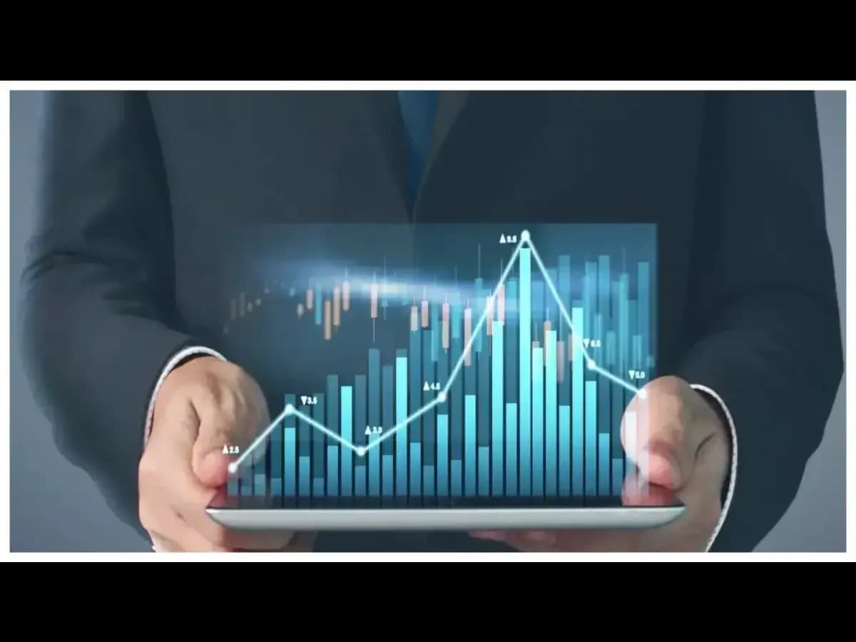 Nifty50 Stocks: Analysts Eye Strong Buy Opportunities Amid Market Decline