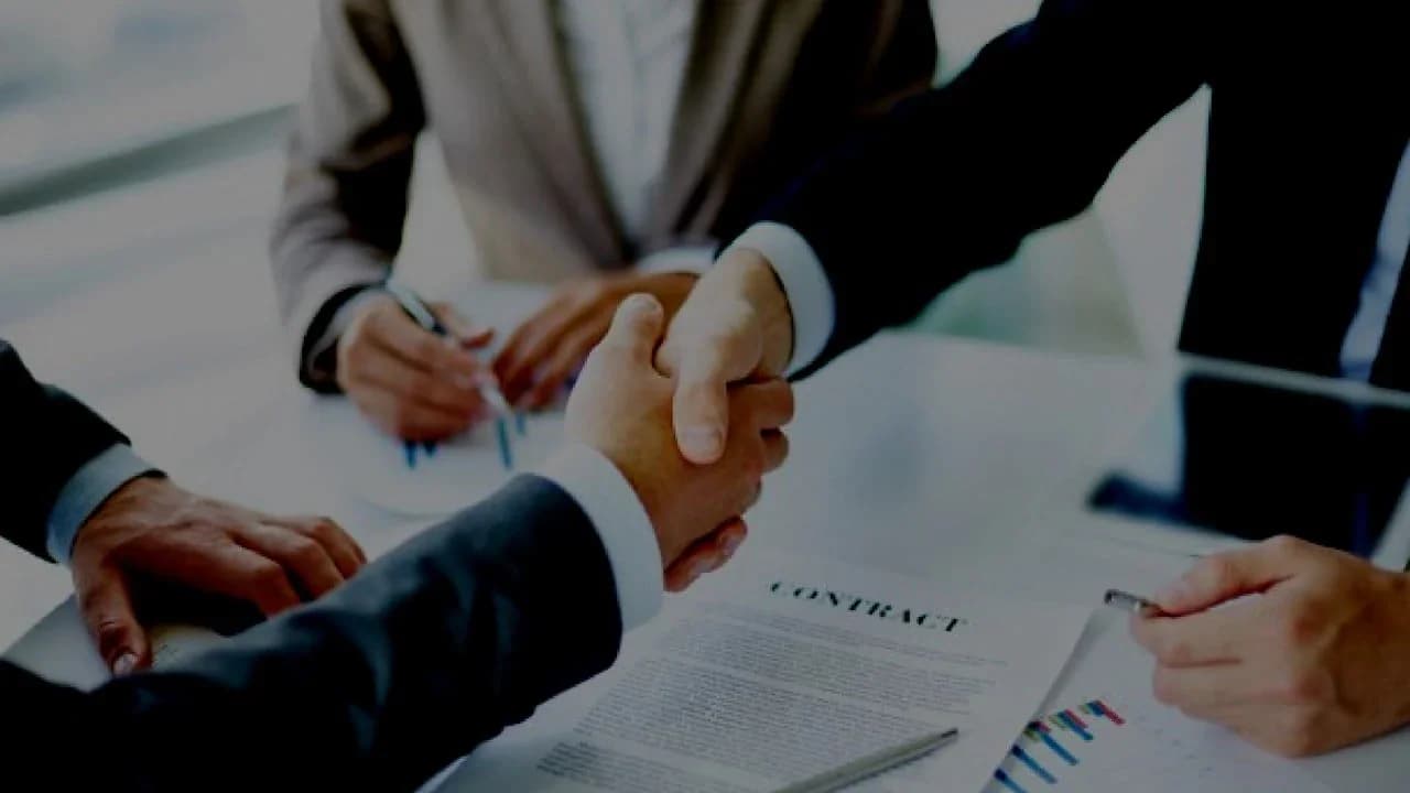 Niket Shah Quits Motilal Oswal, Plans Independent Fund