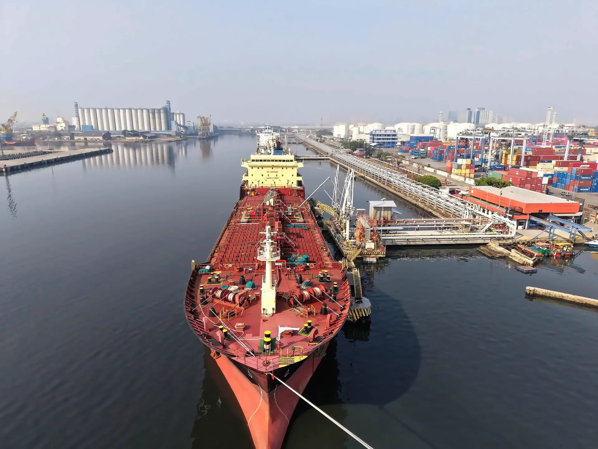Oil prices hit $103/barrel as US Treasury chief claims Iran has no oil at sea