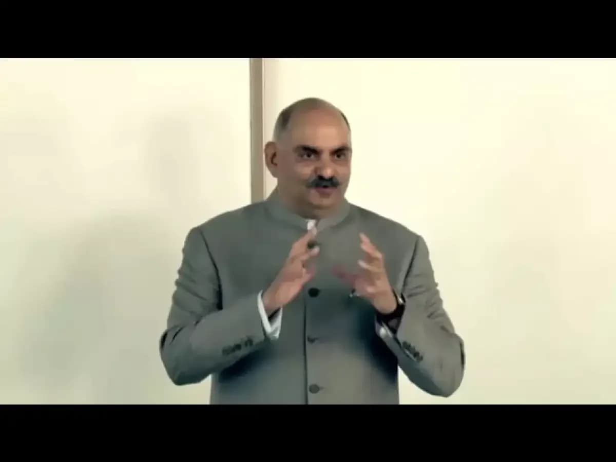 Pabrai: Investing relies on judgment, not precise math