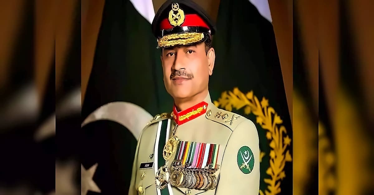 Pakistan's Army Chief Visits Iran as US Sanctions Tensions Rise