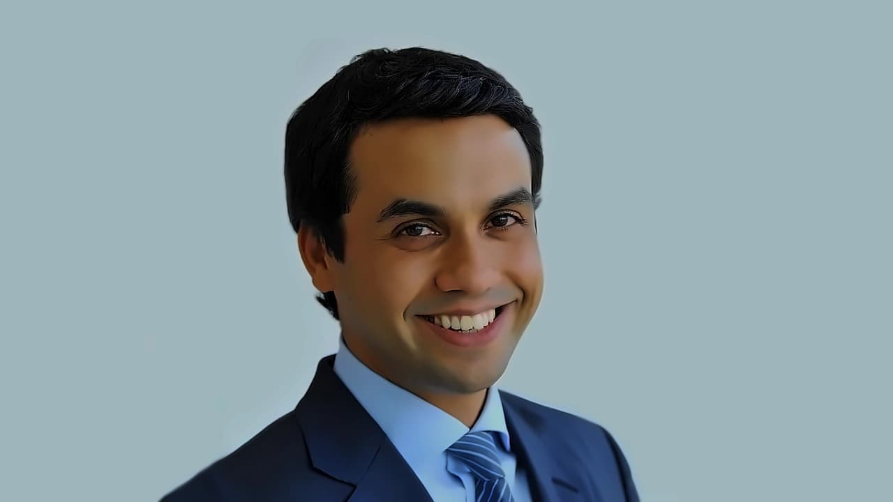 Pirojsha Godrej to take over as GIG chair from Nadir