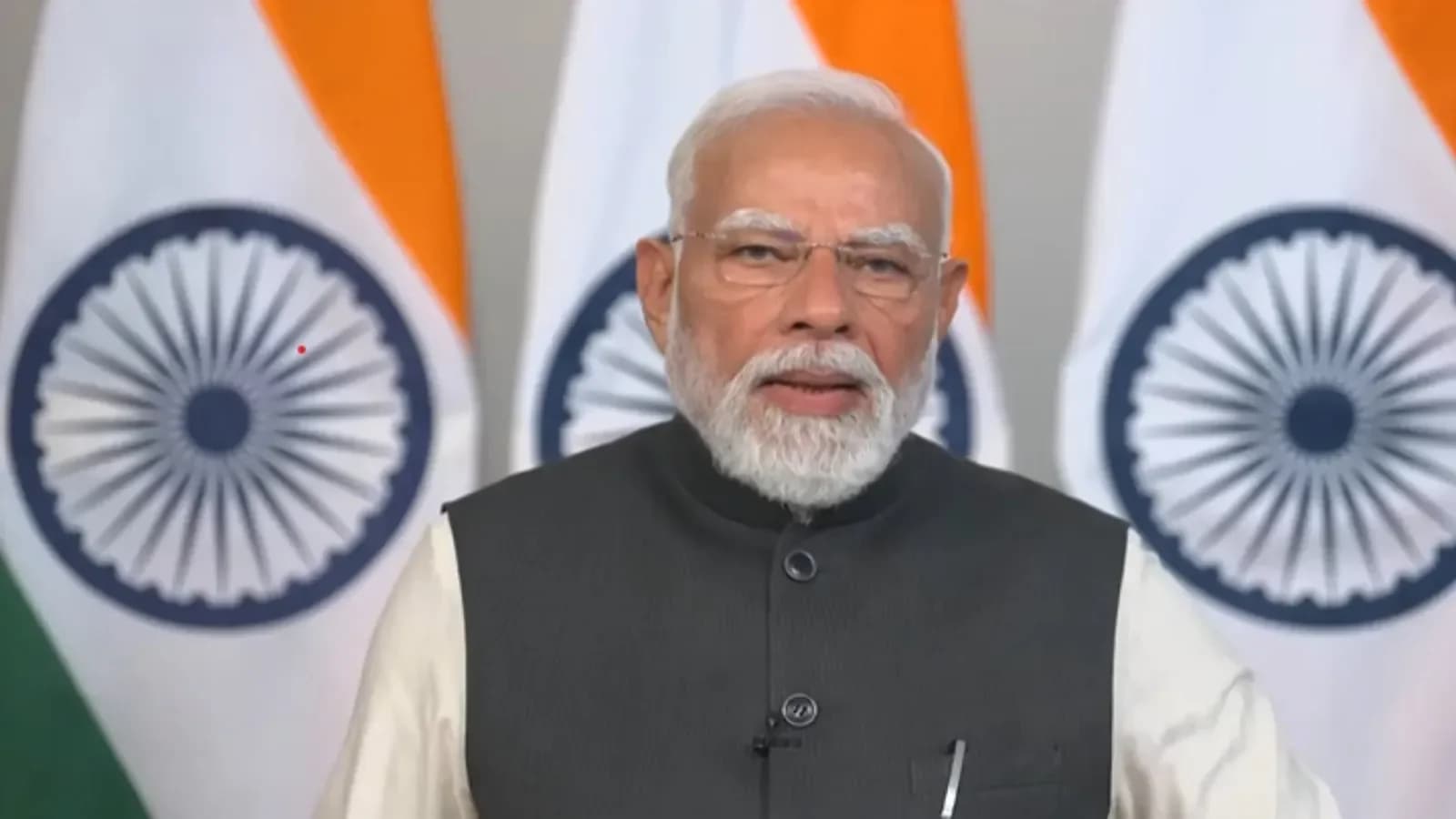 PM Modi disburses ₹2,400 cr under PM-VBRY, announces 70 lakh jobs created