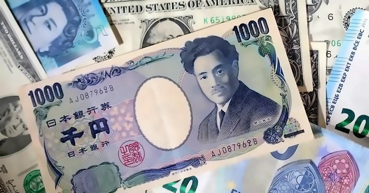 Dollar hits 12-week low as weak jobs data dims Fed hike expectations