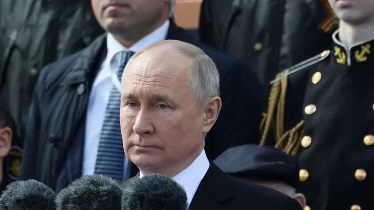 Putin Attends Xi's APEC Summit as US-China AI Dialogue Advances
