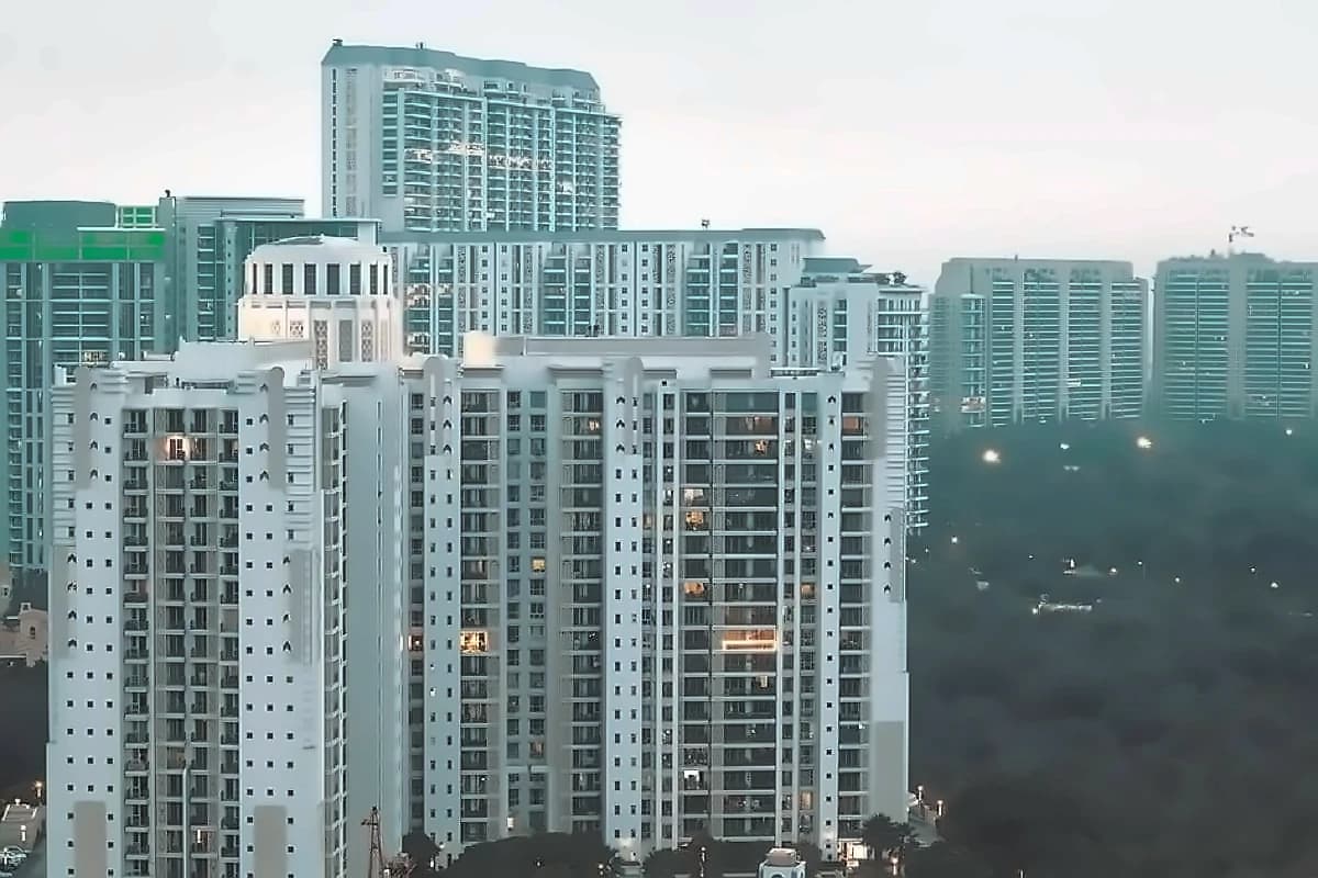 Raymond Realty Q2 pre-sales surge 98% to ₹902 crore, broker calls Buy