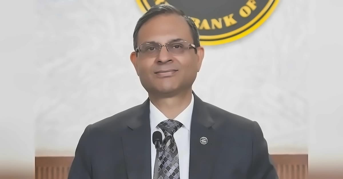 RBI Governor: Rupee Undervalued, Not Overvalued